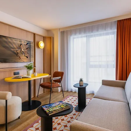 Citadines Republique Paris-3